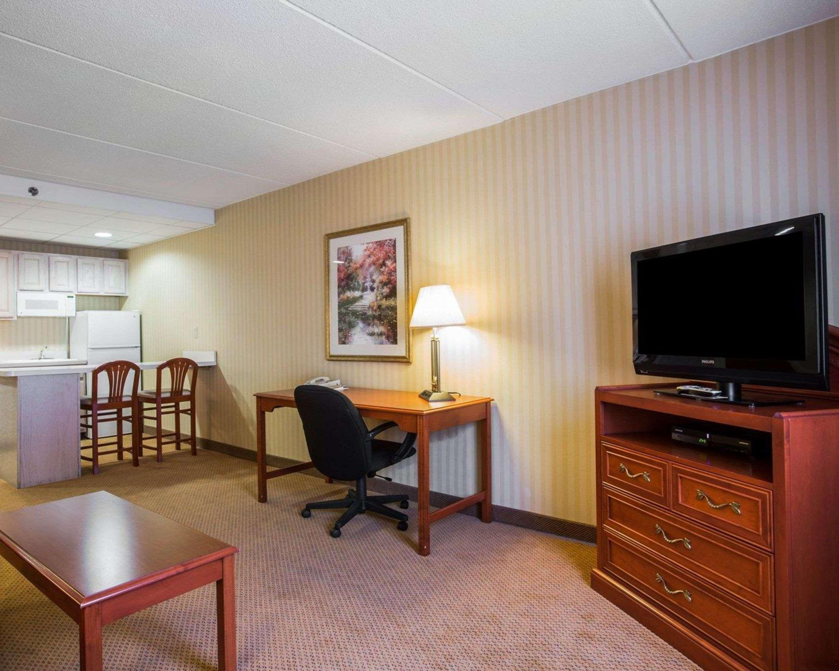 Express & - Elmsford North By Ihg Hawthorne