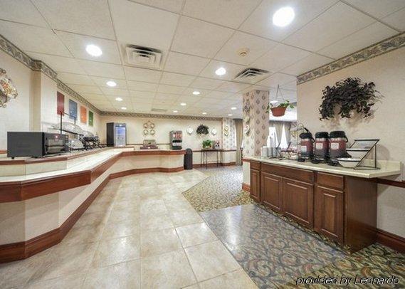 Express & - Elmsford North By Ihg Hotel 3*